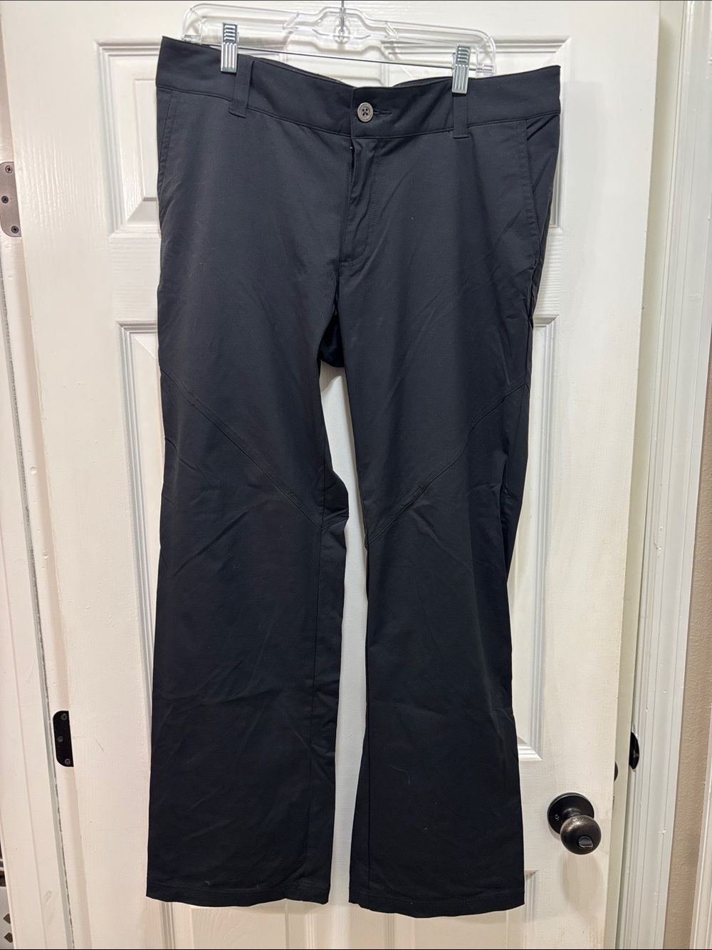 Women's Straight-Leg Black Pants – Classic Everyday Fit